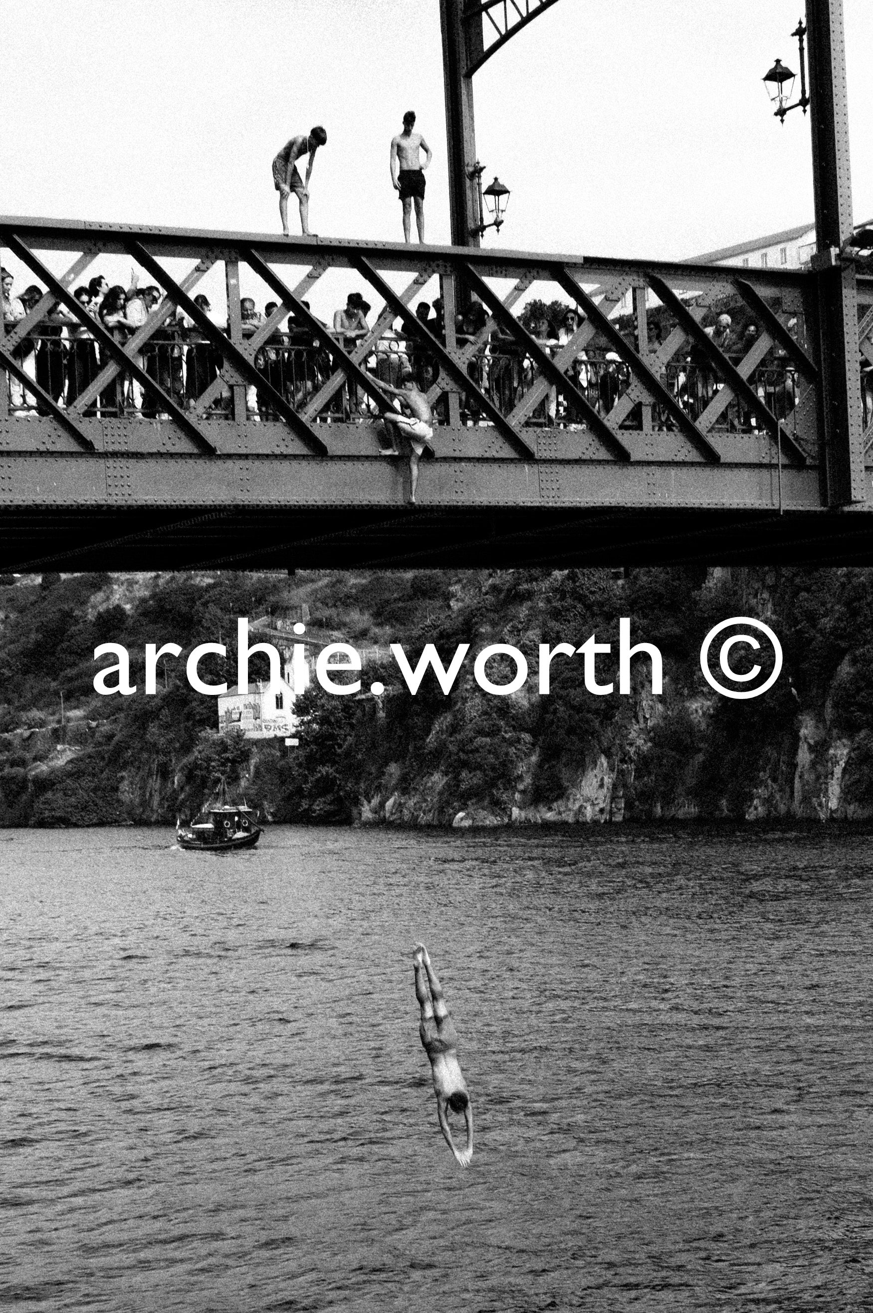 Archie Worth Street Photographer Framed Photos (Limited Run)